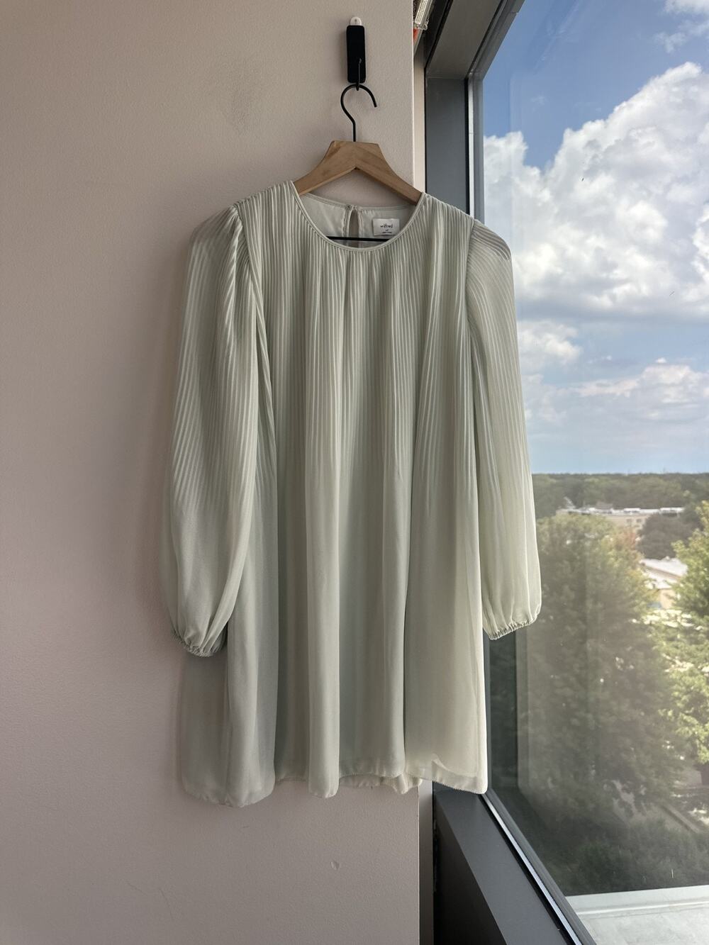 Aritzia Wilfred Daydreamer Pleated Chiffon Mini Dress Sage Green Sz XS